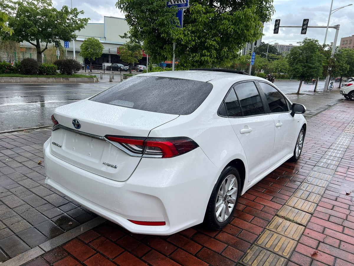 Toyota Corolla Hybrid 2024 — 34.000 km