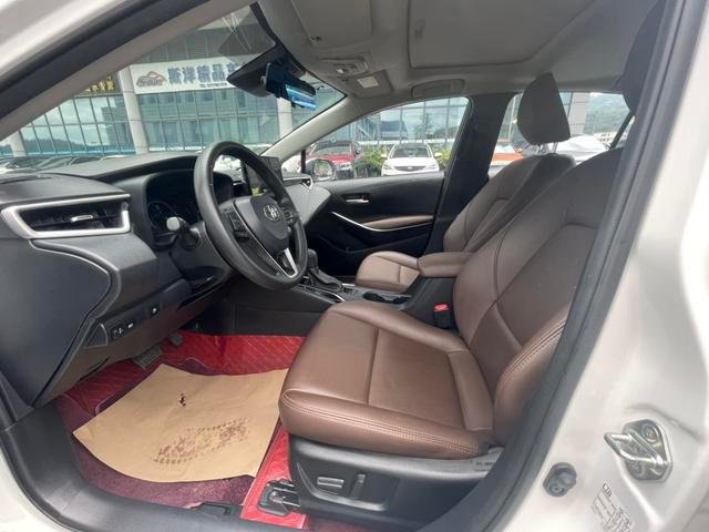 Toyota Corolla Hybrid 2024 — 48,000 km