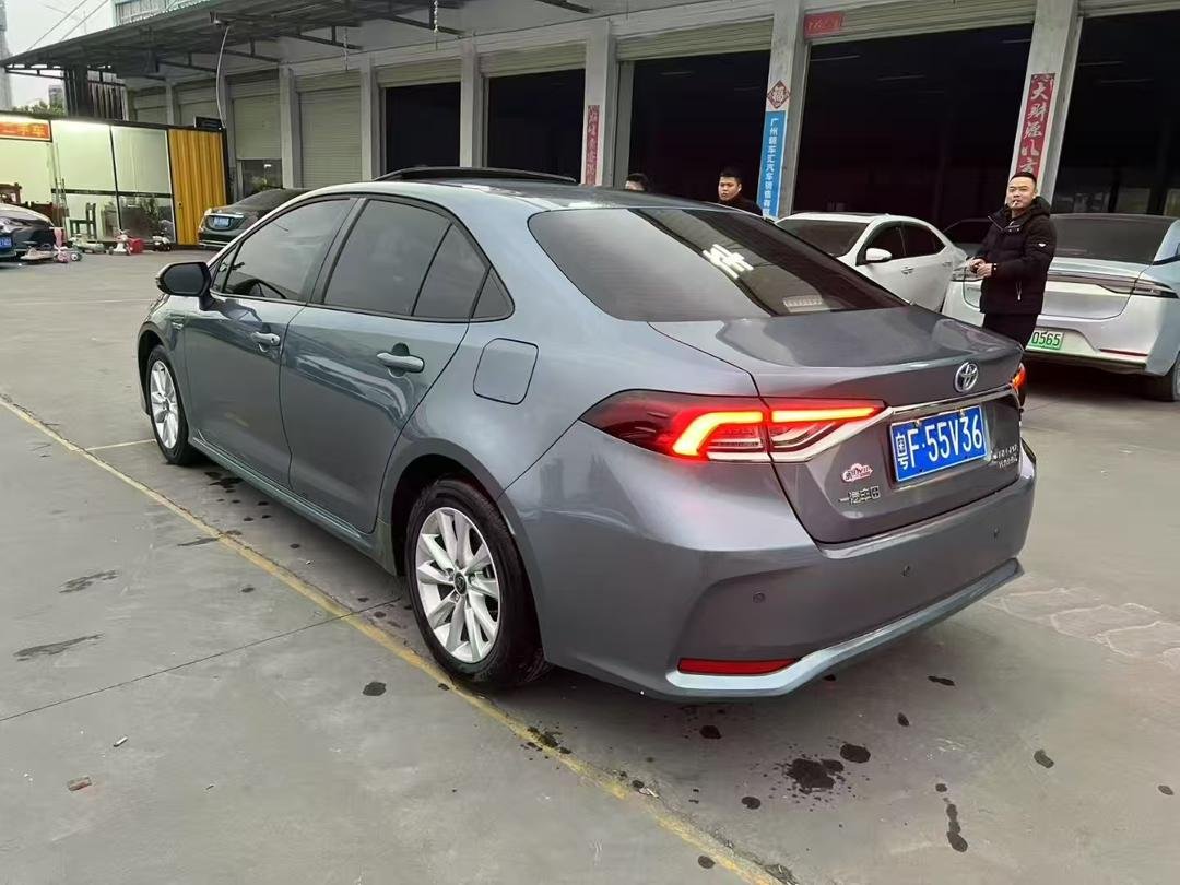 Toyota Corolla Hybrid 2024 — Full Option 18,000 km