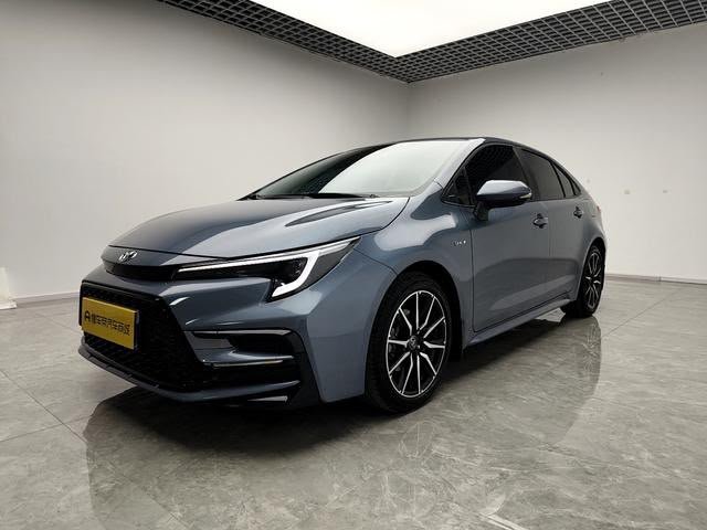 Toyota Corolla Hybrid Sport 2024 — 13,000 km