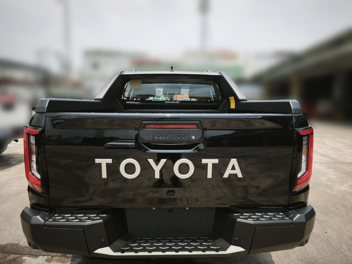 Toyota Hilux Conquest 2027 — 2.8 Diesel 4WD AT (0 km)